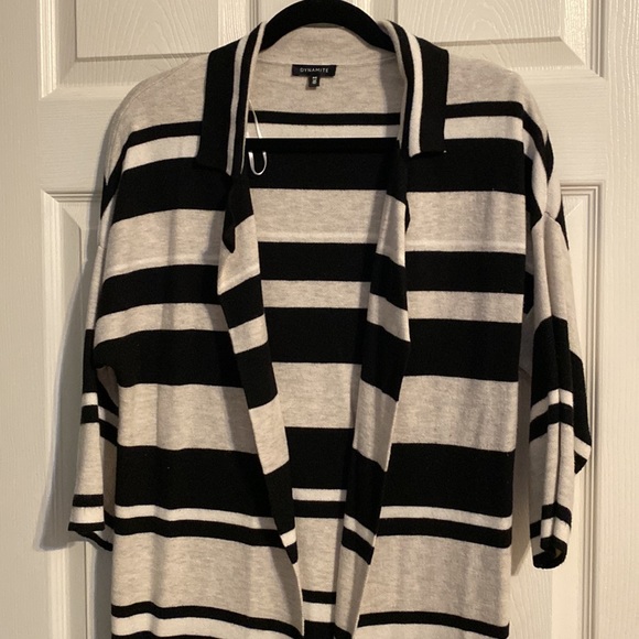 Cardigan - Picture 2 of 4